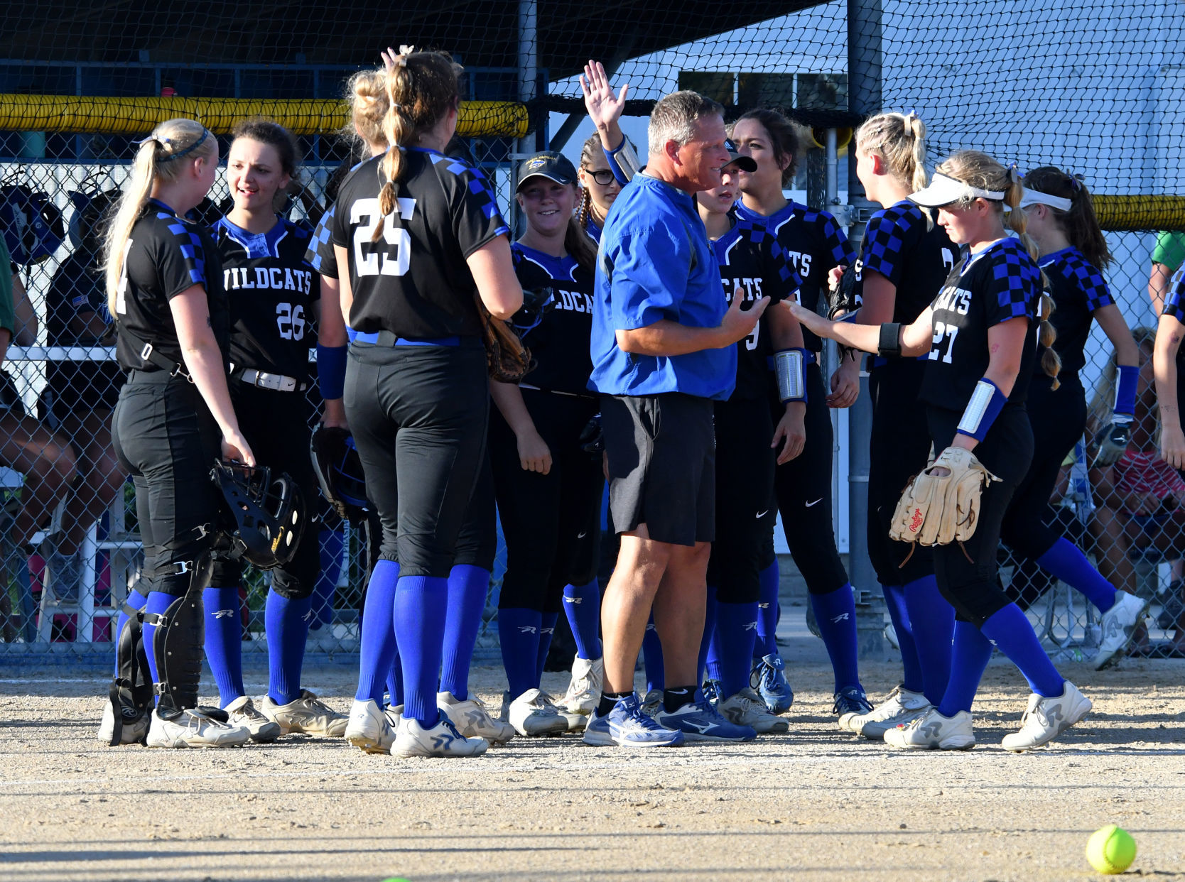Durant vs Dyersville Beckman Class 2A regional final.